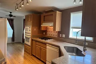 21861 NW 2nd Ct, Pembroke Pines, FL 33029 - Photo 2