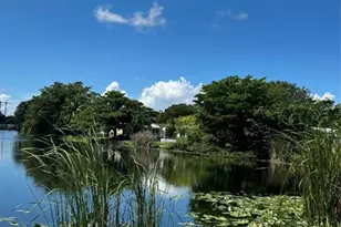 21861 NW 2nd Ct, Pembroke Pines, FL 33029 - Photo 34