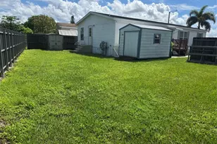 21861 NW 2nd Ct, Pembroke Pines, FL 33029 - Photo 26