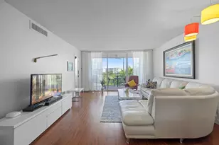 2901 S Palm Aire Dr, Pompano Beach, FL 33069 - Photo 4