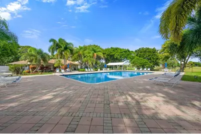 2901 S Palm Aire Dr, Unit #502, Pompano Beach, FL 33069 - Photo 22