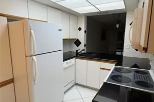 2059 SW 15th St, Deerfield Beach, FL 33442 - Photo 8