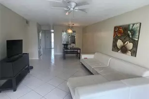 2059 SW 15th St, Deerfield Beach, FL 33442 - Photo 4