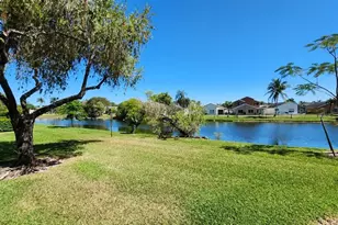 15710 E Waterside Cir, Sunrise, FL 33326 - Photo 6