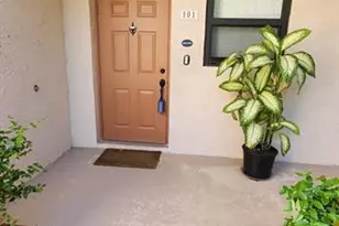 15710 E Waterside Cir, Sunrise, FL 33326 - Photo 8