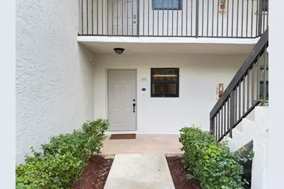 15710 E Waterside Cir, Unit #101, Sunrise, FL 33326 - Photo 2