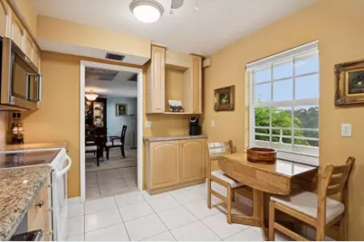 3900  Oaks Clubhouse Dr, Unit #409, Pompano Beach, FL 33069 - Photo 6