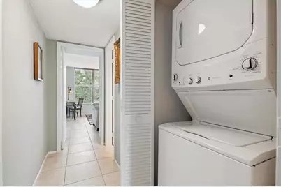 3900  Oaks Clubhouse Dr, Unit #409, Pompano Beach, FL 33069 - Photo 12