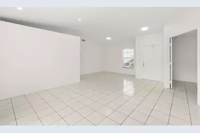 14680 N Beckley Sq, Davie, FL 33325 - Photo 4