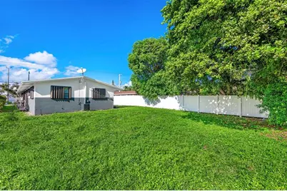 404 NE 4th St #1-2, Pompano Beach, FL 33060 - Photo 36