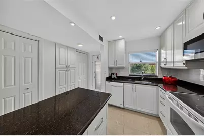 2781 N Pine Island Rd, Unit #312, Sunrise, FL 33322 - Photo 6