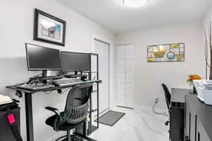 2051 NW 93rd Ln, Sunrise, FL 33322 - Photo 12