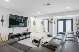 2051 NW 93rd Ln, Sunrise, FL 33322 - Photo 4