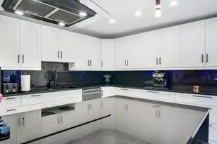 2051 NW 93rd Ln, Sunrise, FL 33322 - Photo 26