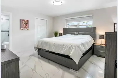 2051 NW 93rd Ln, Sunrise, FL 33322 - Photo 8