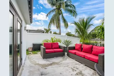 2051 NW 93rd Ln, Sunrise, FL 33322 - Photo 40