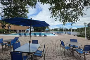 3760 Inverrary Dr, Lauderhill, FL 33319 - Photo 10