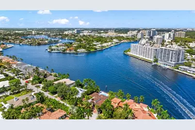 2701  Aqua Vista Blvd, Fort Lauderdale, FL 33301 - Photo 10