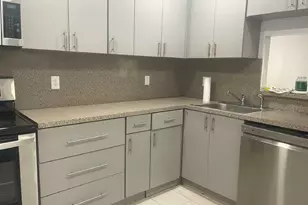 4141 NW 44th Ave, Lauderdale Lakes, FL 33319 - Photo 6