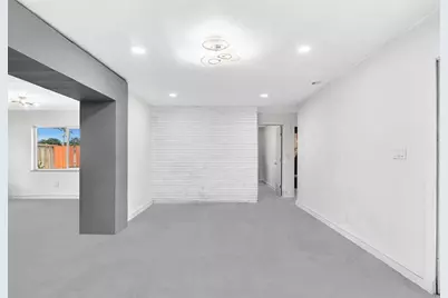 6641  Douglas St, Hollywood, FL 33024 - Photo 8