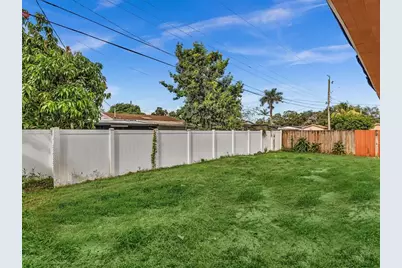 6641  Douglas St, Hollywood, FL 33024 - Photo 58