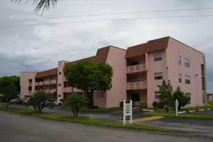 9481 Sunrise Lakes Blvd, Sunrise, FL 33322 - Photo 14