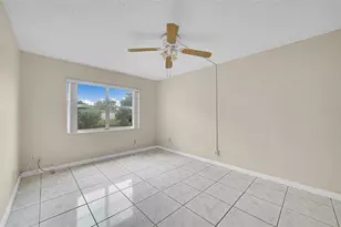 9460 Sunrise Lakes Blvd, Sunrise, FL 33322 - Photo 32