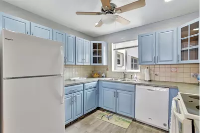 999 N Riverside Dr, Unit #3, Pompano Beach, FL 33062 - Photo 6