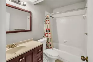 2840 Somerset Dr, Lauderdale Lakes, FL 33311 - Photo 24