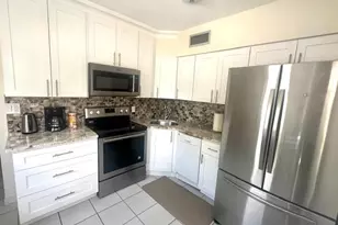 2508 Bay Dr, Pompano Beach, FL 33062 - Photo 12