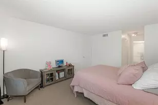 100 Lakeview Dr, Weston, FL 33326 - Photo 16