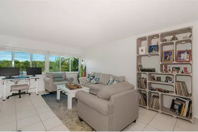 100  Lakeview Dr, Unit #206, Weston, FL 33326 - Photo 4