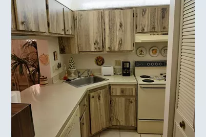 627  Sea Pine Way, Unit #B1, Greenacres, FL 33415 - Photo 6