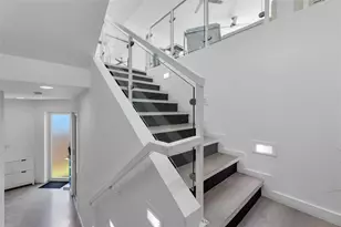 303 SW 9th St, Fort Lauderdale, FL 33315 - Photo 4