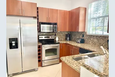 3213 NE 5th St, Unit #102, Pompano Beach, FL 33062 - Photo 6