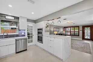 2407 NE 17th Terrace, Wilton Manors, FL 33305 - Photo 12