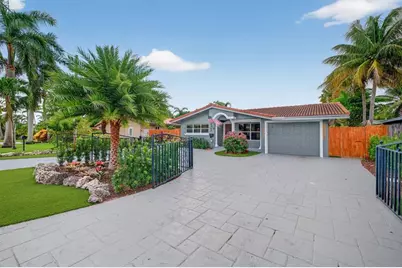 2407 NE 17th Ter, Wilton Manors, FL 33305 - Photo 52