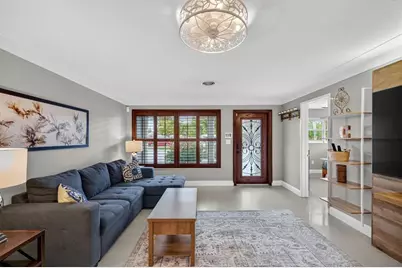 2407 NE 17th Ter, Wilton Manors, FL 33305 - Photo 10