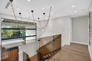 2533 Aqua Vista Blvd, Fort Lauderdale, FL 33301 - Photo 36