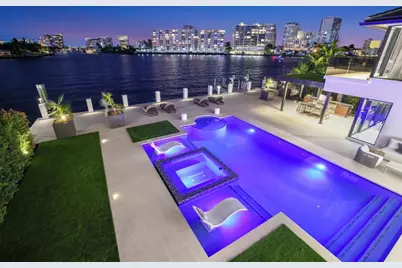 2533  Aqua Vista Blvd, Fort Lauderdale, FL 33301 - Photo 94