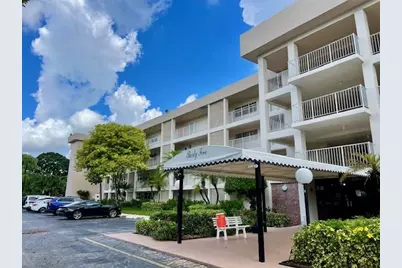 3151 S Palm Aire Dr, Unit #307, Pompano Beach, FL 33069 - Photo 2