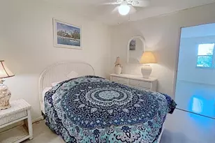 1200 Colonnades Dr, Fort Pierce, FL 34949 - Photo 16