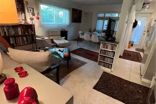 2110 NE 39th St Unit, Fort Lauderdale, FL 33308 - Photo 4