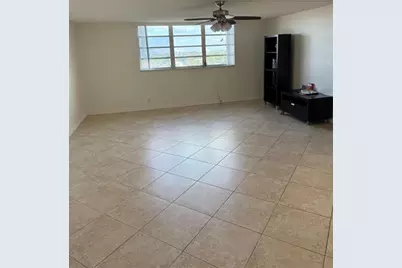 1811  Jefferson St, Unit #810, Hollywood, FL 33020 - Photo 8