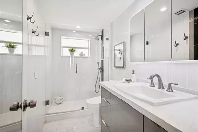 215 N Birch, Unit #8C, Fort Lauderdale, FL 33304 - Photo 16