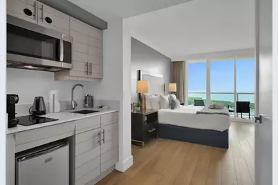 2889  McFarlane Rd, Unit #1516, Miami, FL 33133 - Photo 2