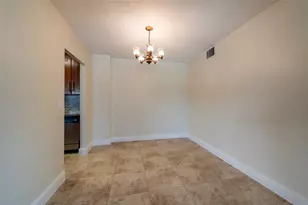 2555 NE 11th St, Fort Lauderdale, FL 33304 - Photo 10