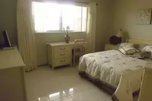 901 NE 14th Ave, Hallandale Beach, FL 33009 - Photo 8