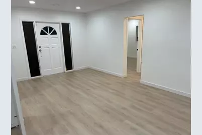 6270 SW 8th St, North Lauderdale, FL 33068 - Photo 2