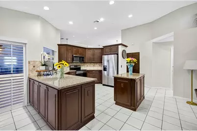 1210  Fairfax Ct, Weston, FL 33326 - Photo 14